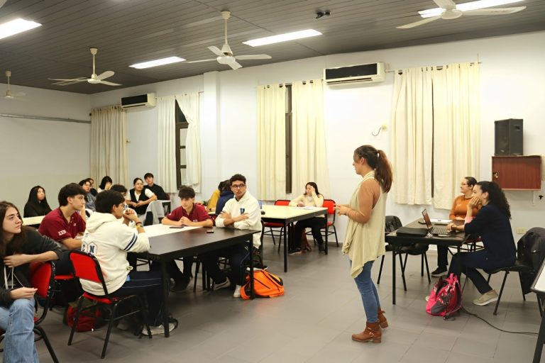 Culminó el Primer Taller de Orientación Vocacional 2024 en UTN Resistencia